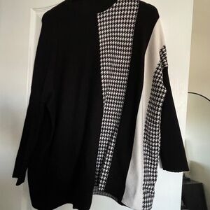 Frank Lyman Black & White Houndstooth Tunic Top | Size S/M | Melanie Lyne